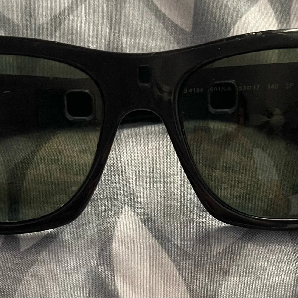 Ray-Ban Black Classic Wayfarer Glasses